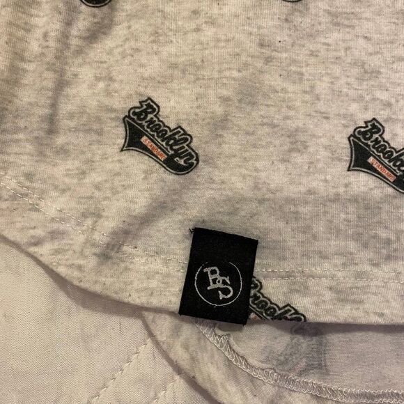 Brooklyn Standard shirt medium‎ - Picture 2 of 4